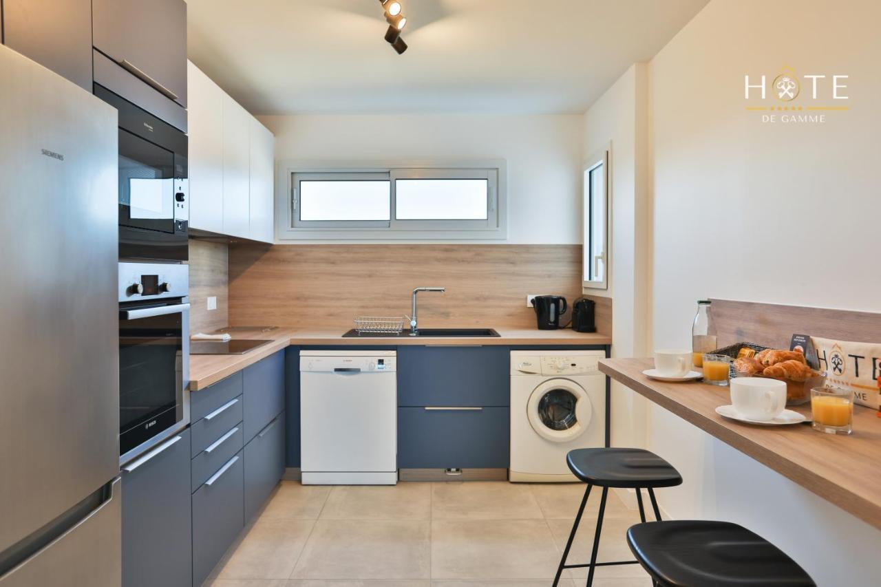 Appartement De Caractere, Superbe Vue Mer 280° La Chaume Exterior photo