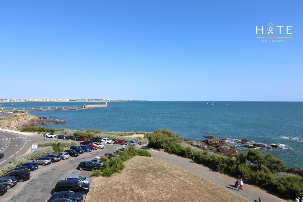 Appartement De Caractere, Superbe Vue Mer 280° La Chaume Exterior photo